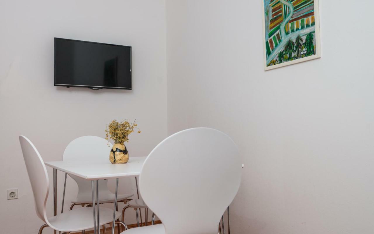 Apartments Azzurro 布拉采 外观 照片